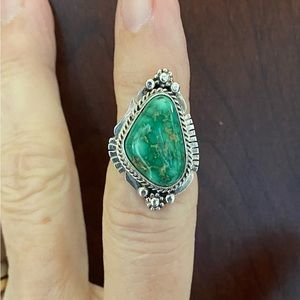 Beautiful Navajo green turquoise sterling silver ring